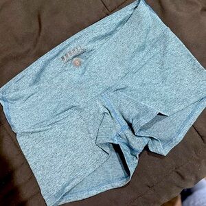 NOBULL Women’s Small Low-Rise Plush Heather Short